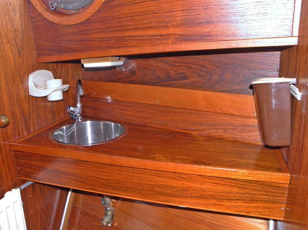 Vorschiff, Innenausstattung